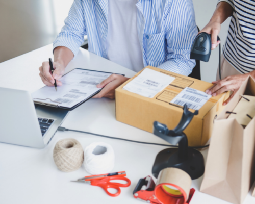 Verpackung und Versand im Online Shopping